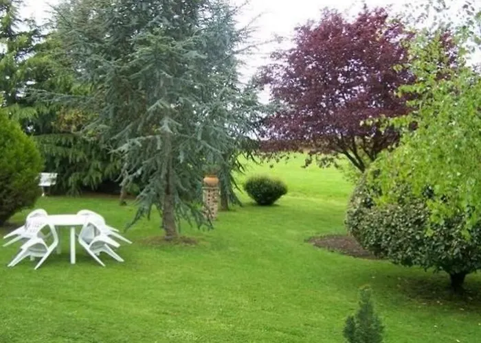 Charmante Avec Vaste Parc Arboré, Cheminée Et Multiples Activités à Proximité - Fr-1-410-153 Casa vacanze Moulins-le-Carbonnel